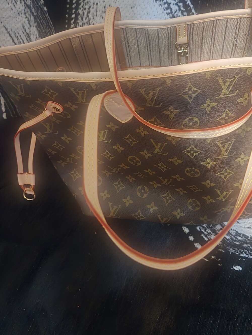 Designer Tote Source Unknowj - Picture 6 of 10